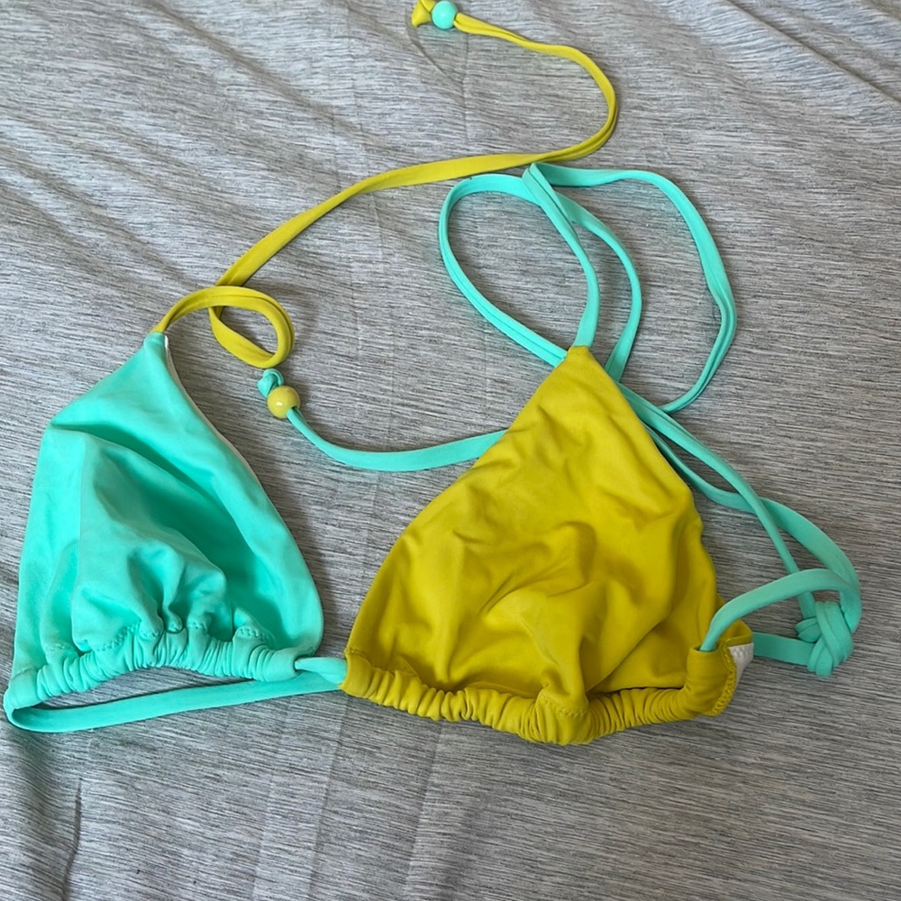 BRAND NEW Victoria’s Secret bikini top